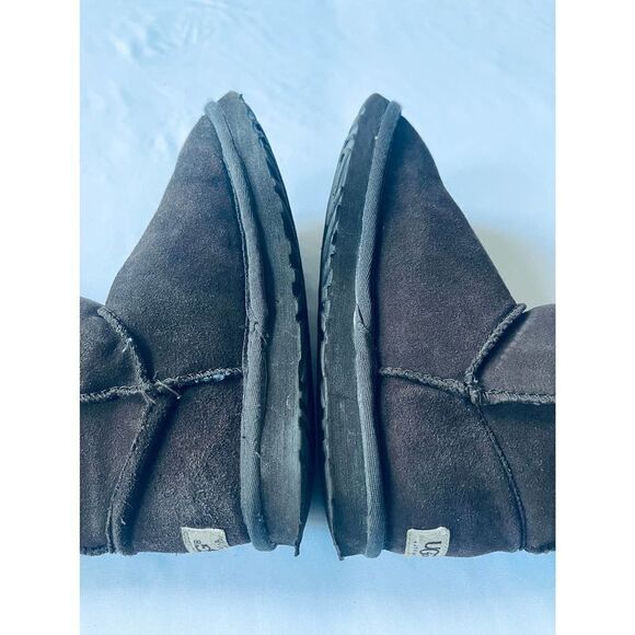 UGG Boots Bailey Buttons W6 - Picture 9 of 9